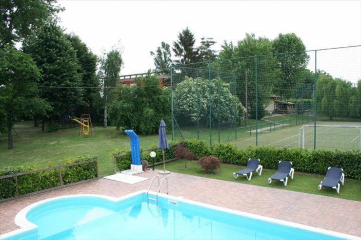 Hotel De La Ville Bereguardo Extérieur photo